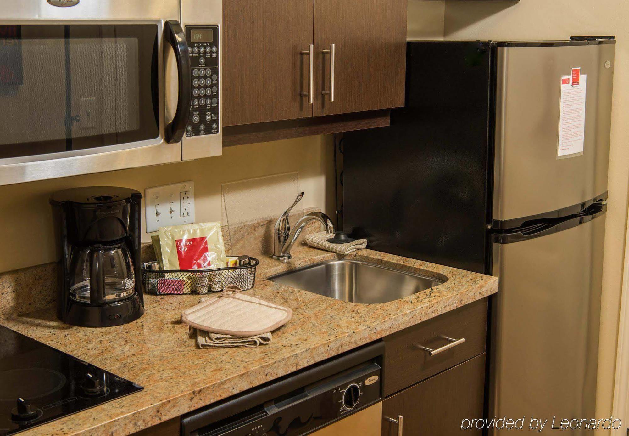 Towneplace Suites By Marriott Erie Kearsarge Exterior foto